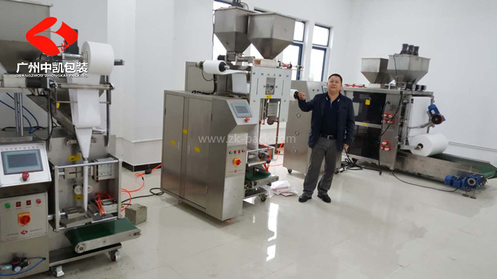 無紡布包裝機(jī)