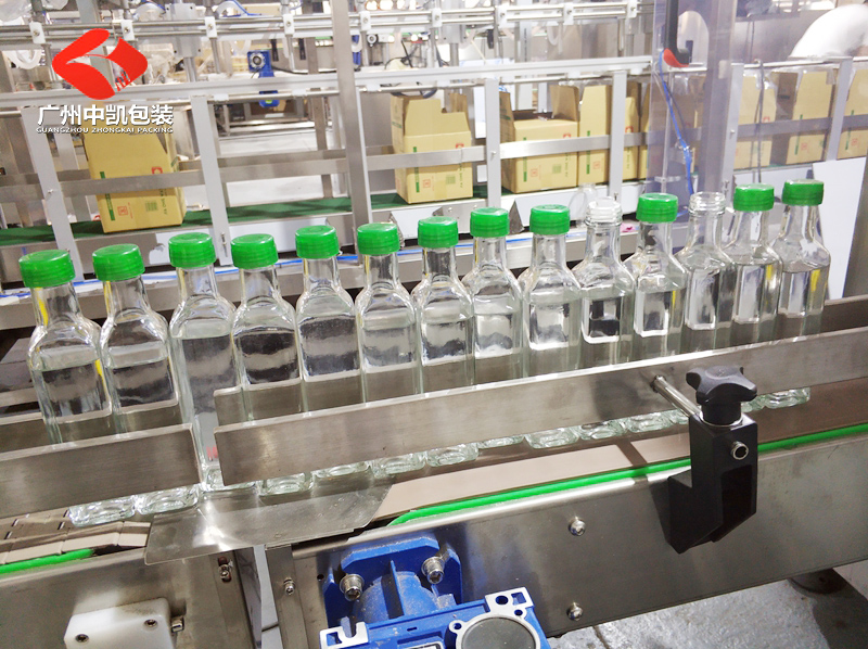 液體灌裝線設(shè)備